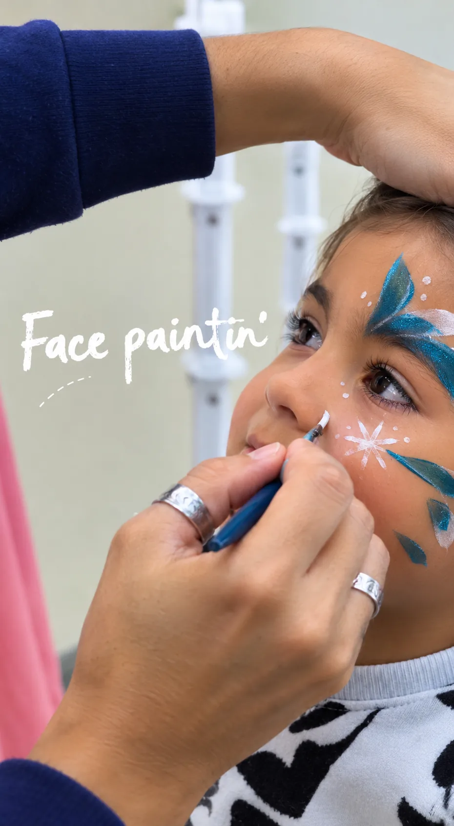 Face painting durante una festa