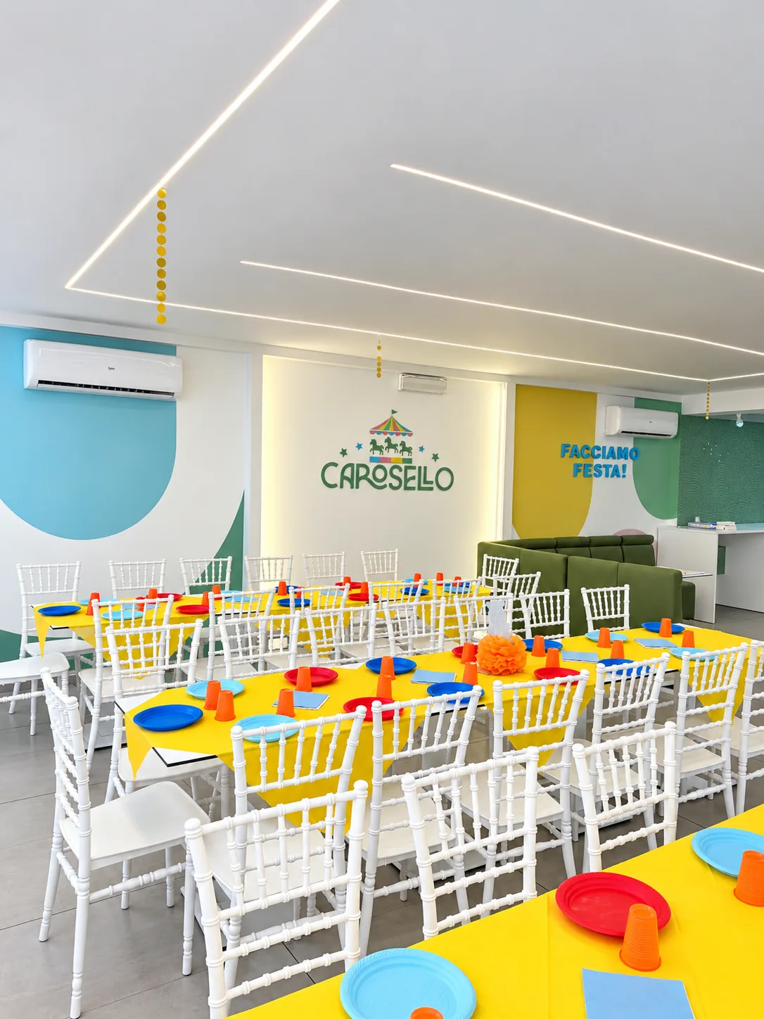 Sala Carosello con allestimento per festa
